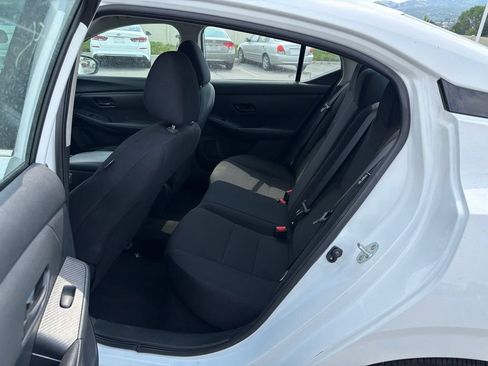 Used 2024 Nissan Sentra S FWD image 11