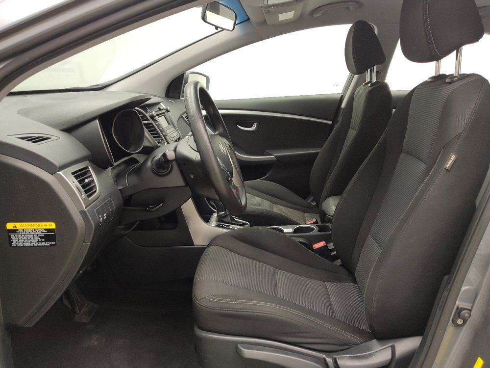 Used 2016 Hyundai Elantra GT FWD image 17