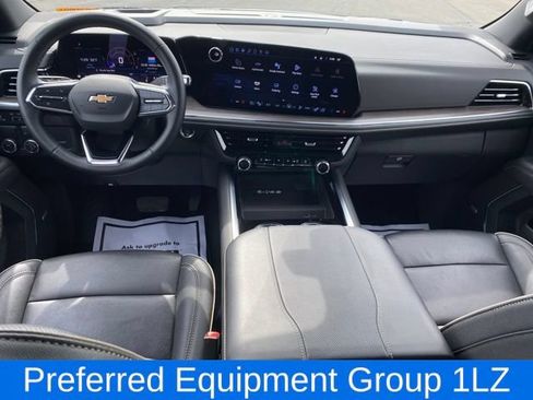 Used 2025 Chevrolet Tahoe Premier RWD image 5