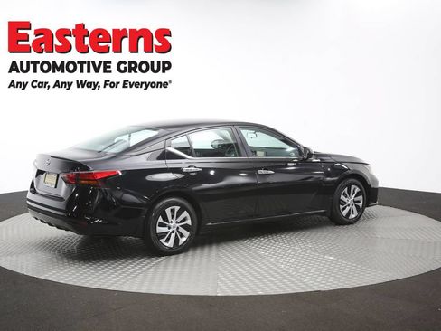Used 2023 Nissan Altima 2.5 S FWD image 41