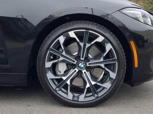 Used 2025 BMW 430i Convertible w/ Convenience Package image 9