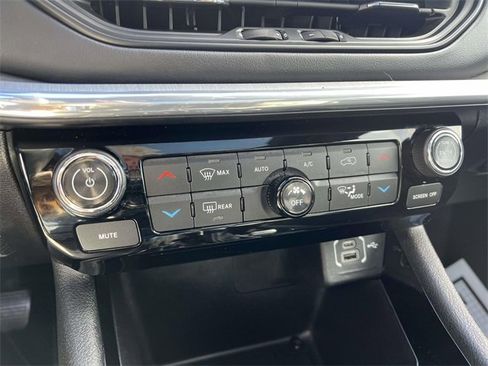 Used 2022 Jeep Compass High Altitude image 21