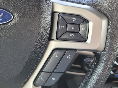 Used 2016 Ford F150 Lariat w/ Equipment Group 502A Luxury RWD image 8