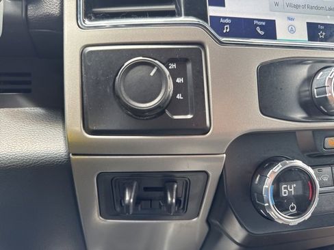 Used 2022 Ford F450 Lariat w/ FX4 Off-Road Package image 37