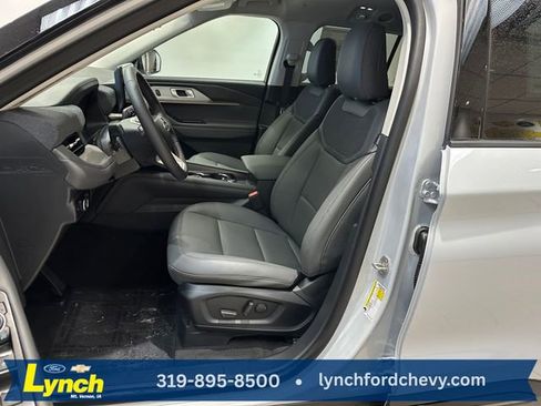 New 2026 Ford Explorer Active w/ Active Comfort Package image 6