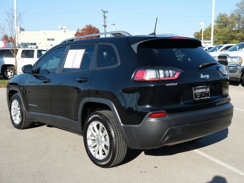 Used 2021 Jeep Cherokee Latitude image 9