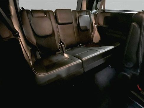 Used 2018 Dodge Grand Caravan SXT w/ Blacktop Package image 32