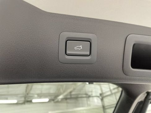 Used 2025 MAZDA CX-5 AWD 2.5 S w/ Preferred Package image 16
