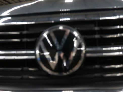 Certified 2023 Volkswagen Jetta SE image 68