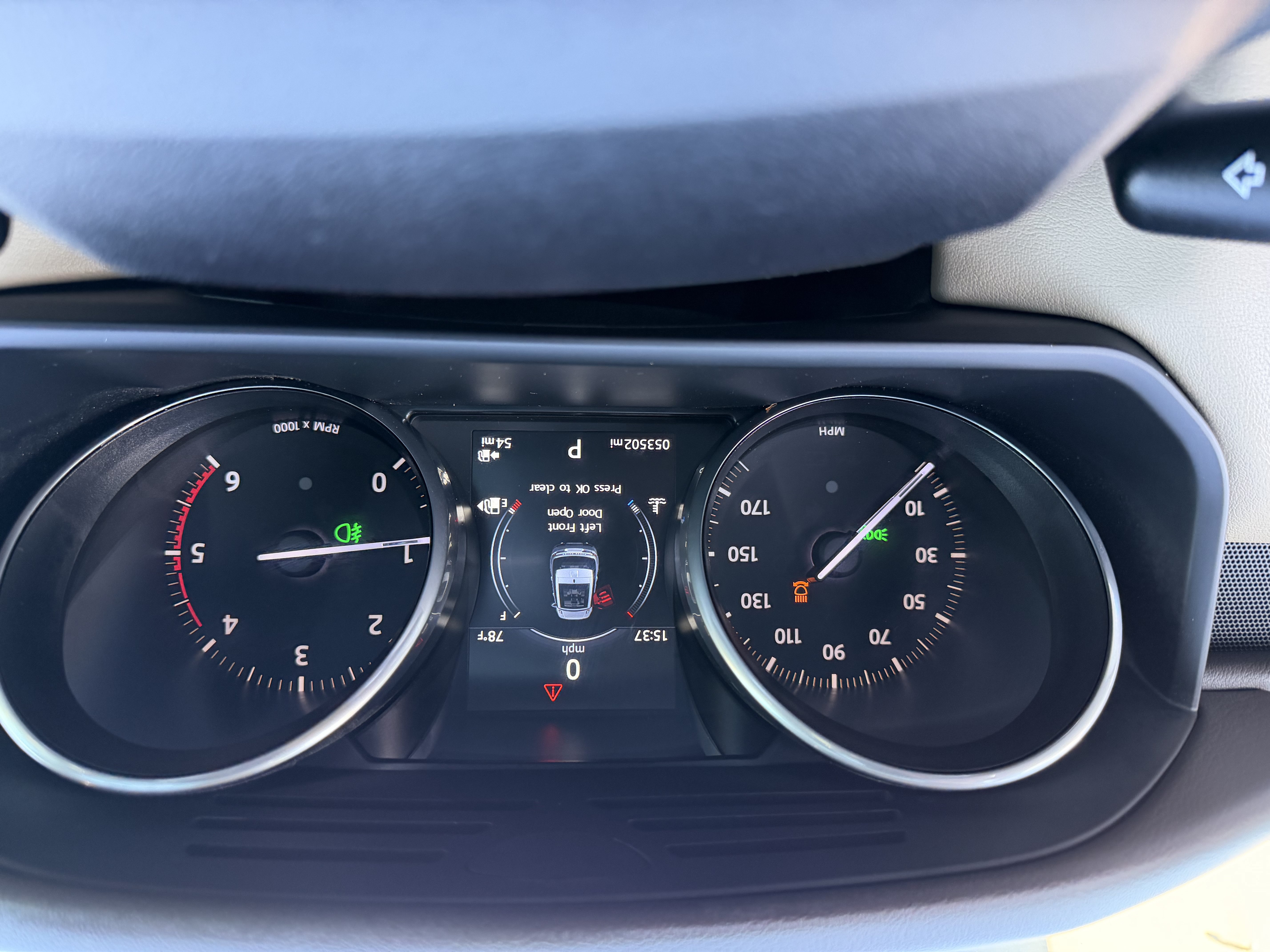Used 2016 Land Rover Range Rover Sport HSE AWD/4WD image 16