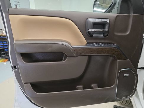 Used 2018 GMC Sierra 1500 Denali w/ Denali Ultimate Package AWD/4WD image 18