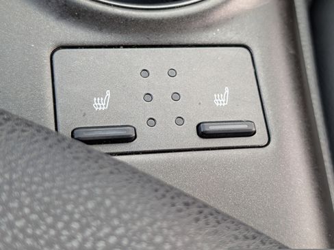 Used 2022 Toyota Camry XSE w/ Navigation Package image 21