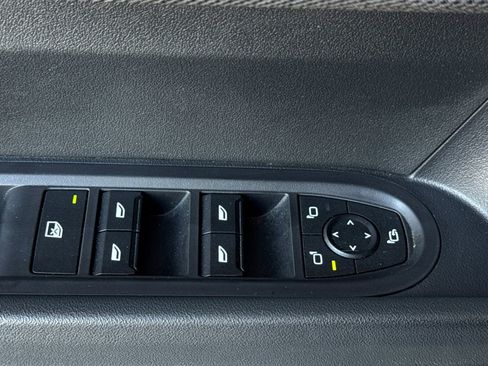 Used 2025 MINI Cooper S FWD image 12