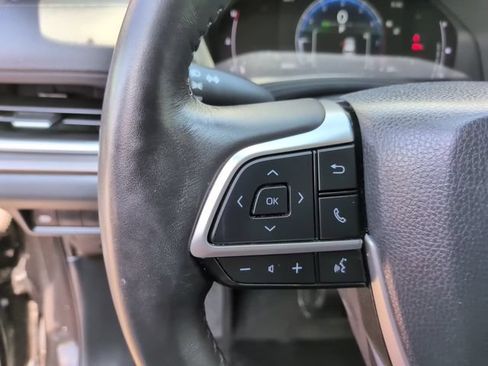 Used 2024 Toyota Grand Highlander AWD image 14
