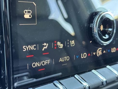 New 2026 GMC Yukon XL Denali w/ Denali Reserve Package image 17