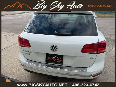 Used 2017 Volkswagen Touareg Executive image 8