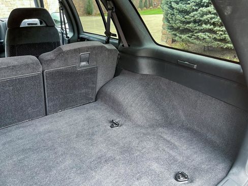 Used 1997 GMC Jimmy SLS w/ Marketing Option Pkg 6 image 31