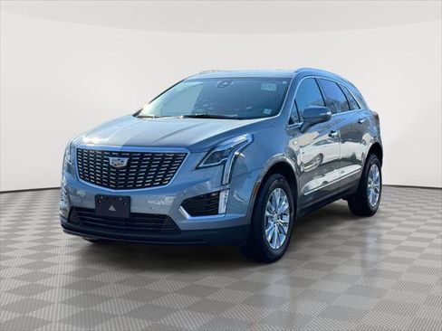 Used 2023 Cadillac XT5 Luxury image 2