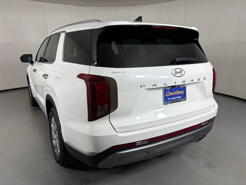 Used 2025 Hyundai Palisade SEL FWD image 6
