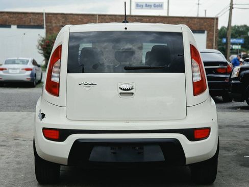 Used 2013 Kia Soul FWD image 5