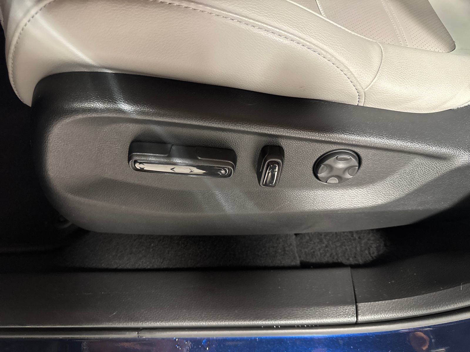 Certified 2020 Honda CR-V Touring image 11