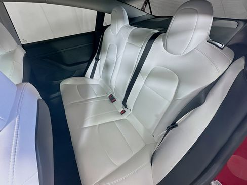 Used 2022 Tesla Model 3 image 26