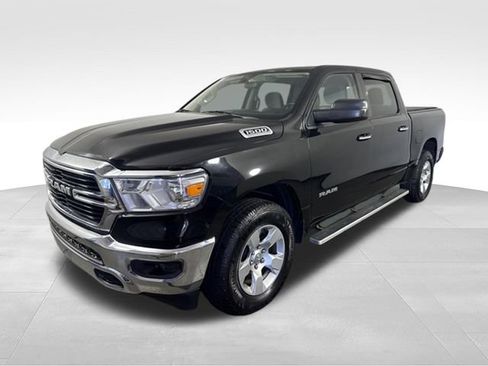 Used 2019 RAM 1500 Big Horn AWD/4WD image 3