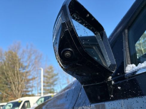 Used 2023 Chevrolet Tahoe LT w/ LT Signature Package image 40