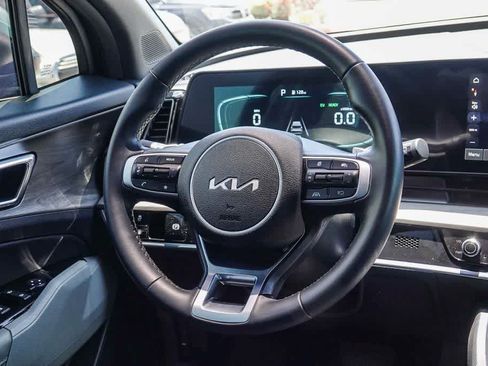 Certified 2025 Kia Sportage X-Line AWD/4WD image 14