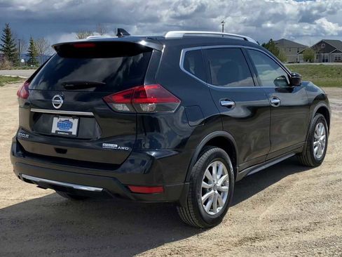 Used 2020 Nissan Rogue S w/ Special Edition Package AWD/4WD image 8