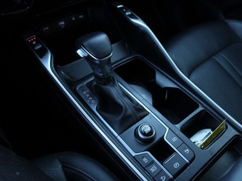 Used 2023 Kia Sorento EX image 18