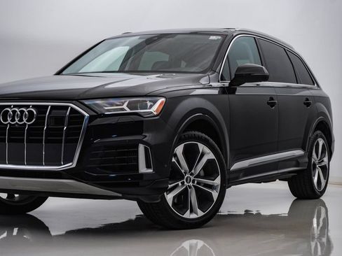 Used 2022 Audi Q7 3.0T Premium Plus w/ Premium Plus Package AWD/4WD image 2