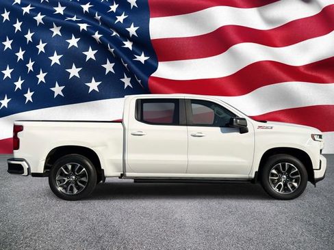 Used 2021 Chevrolet Silverado 1500 RST w/ Convenience Package II AWD/4WD image 4