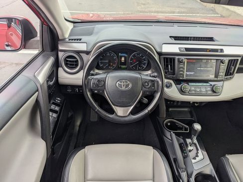 Used 2016 Toyota RAV4 Limited image 30