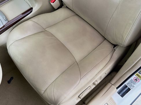 Used 2008 Toyota Avalon XLS image 20