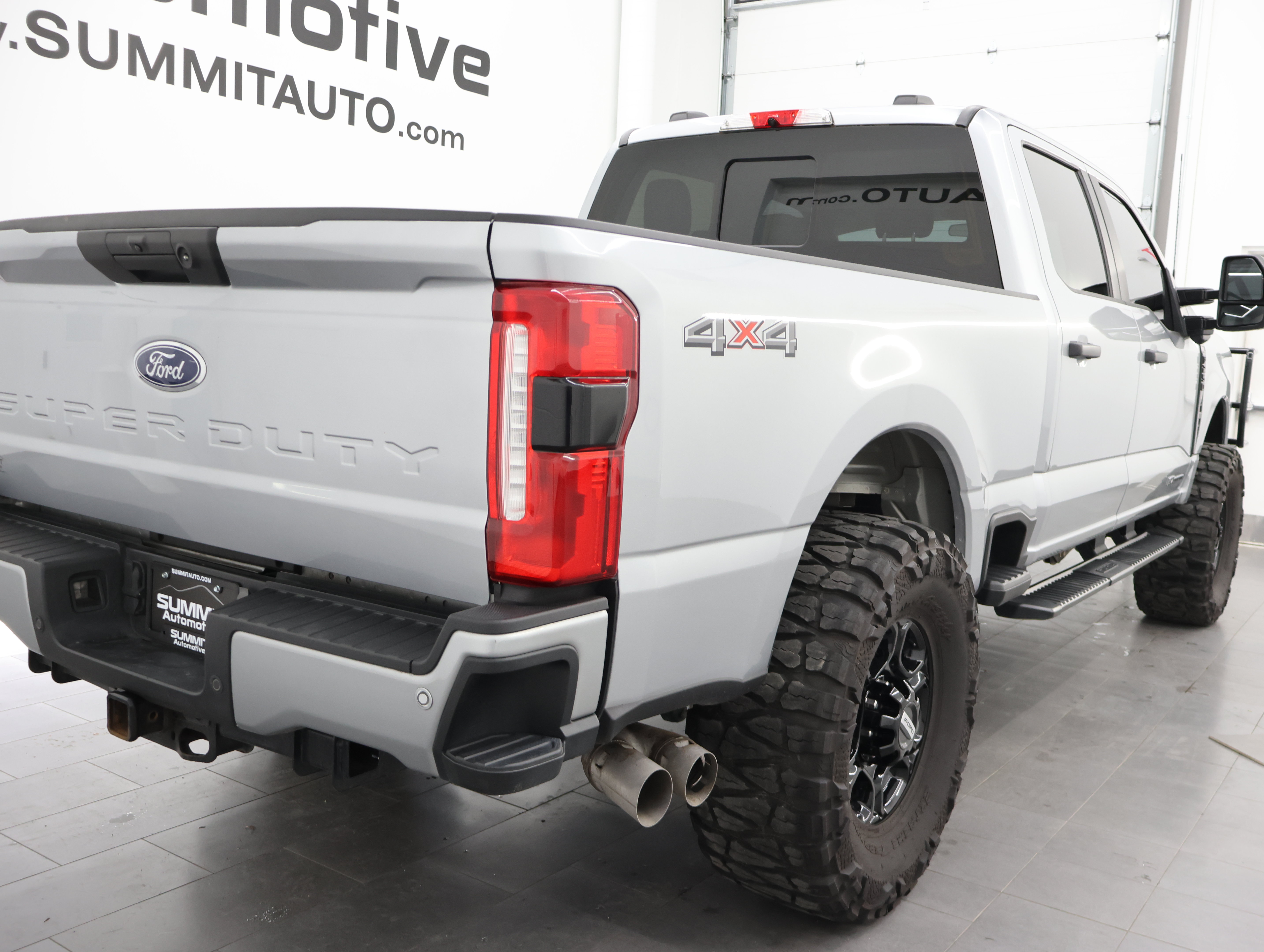 Used 2024 Ford F250 XL w/ STX Appearance Package AWD/4WD image 4