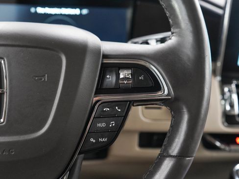 Used 2021 Lincoln Navigator Reserve w/ Luxury Package AWD/4WD image 28