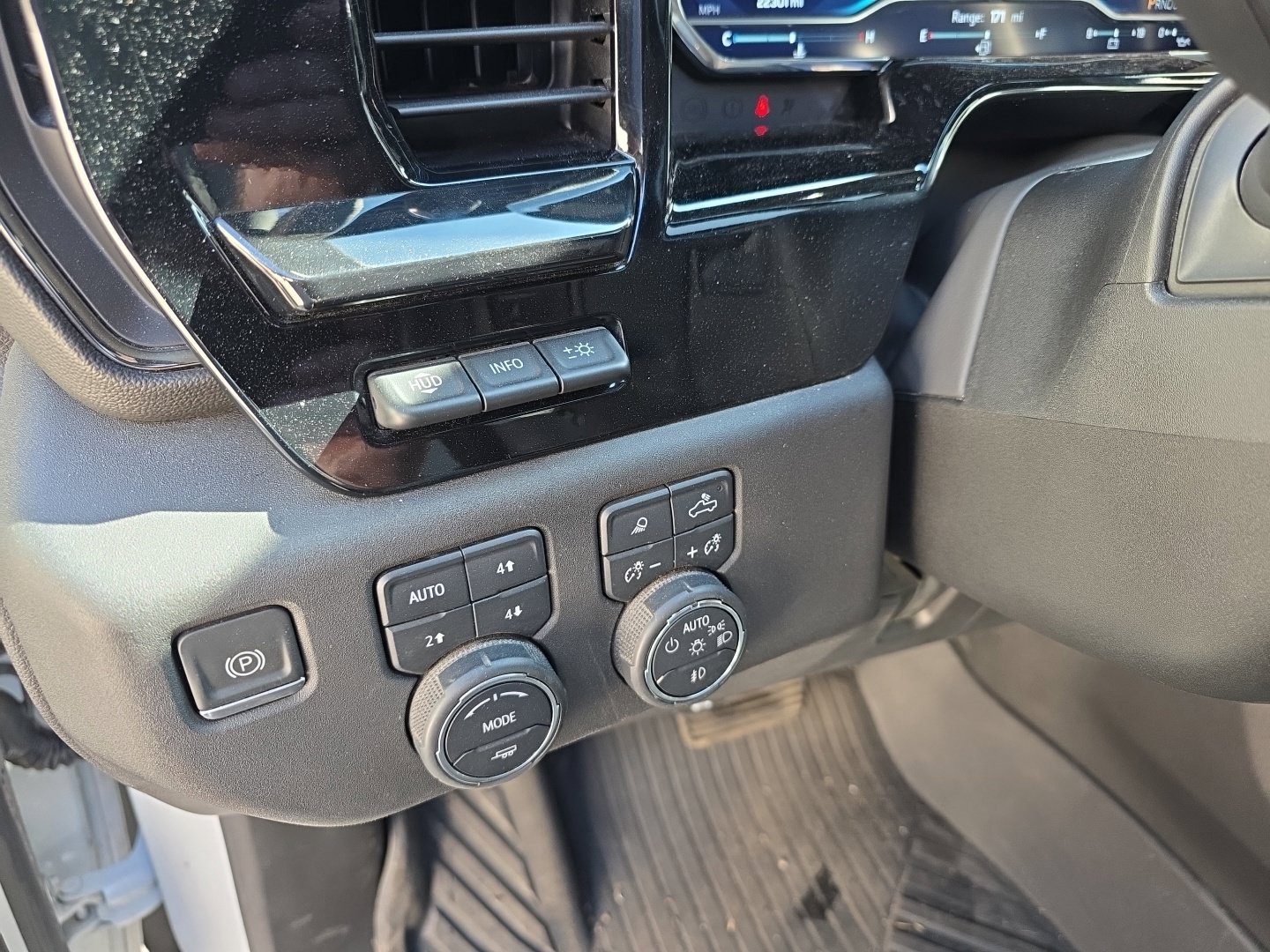 Used 2024 Chevrolet Silverado 2500 ZR2 w/ ZR2 Bison Edition AWD/4WD image 10