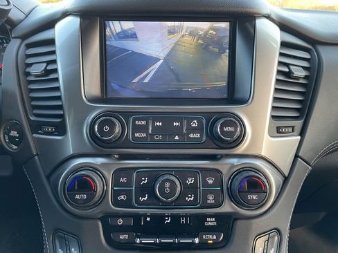 Used 2020 Chevrolet Tahoe LT w/ Luxury Package image 21