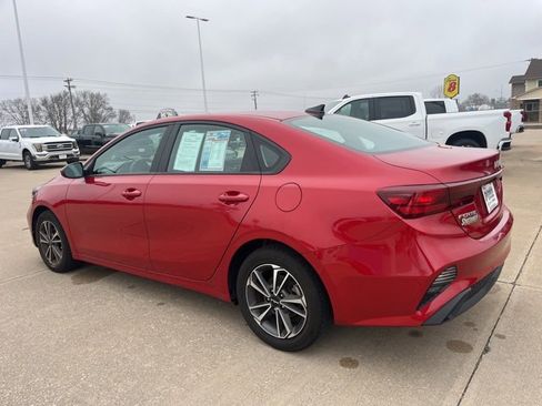 Used 2023 Kia Forte LXS image 5