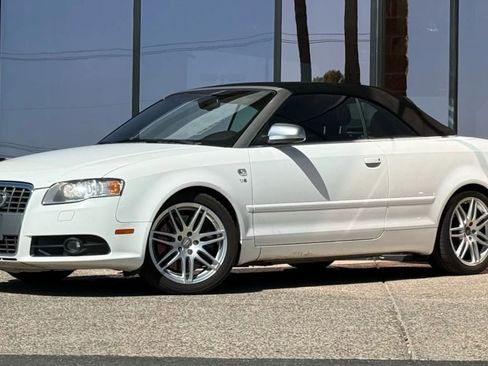 Used 2008 Audi S4 Cabriolet image 2