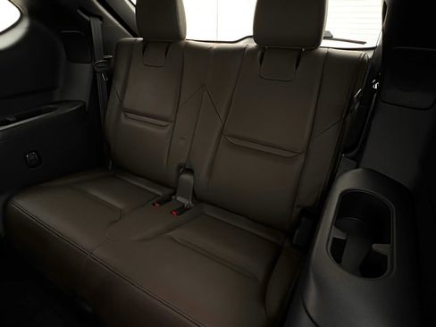 Used 2021 MAZDA CX-9 Signature image 16