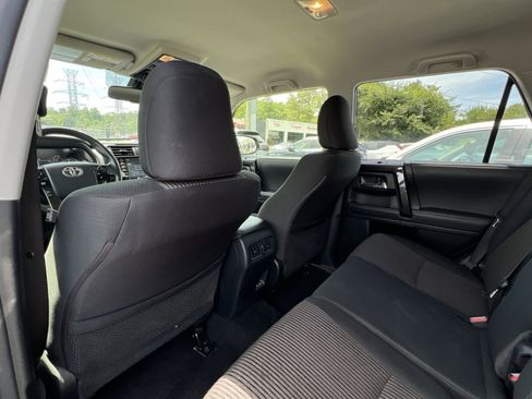 Used 2024 Toyota 4Runner TRD Off-Road AWD/4WD image 27