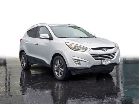 Used 2014 Hyundai Tucson SE image 1