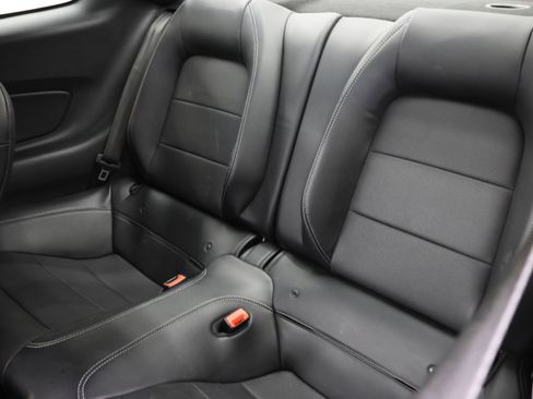 Used 2020 Ford Mustang GT Premium RWD image 8