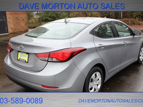 Used 2016 Hyundai Elantra SE image 4