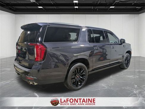 Used 2024 GMC Yukon XL Denali Ultimate image 5