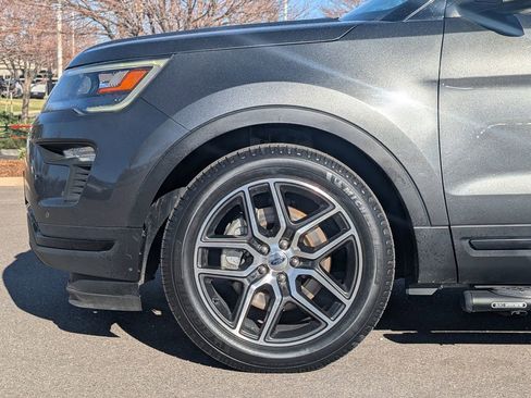 Used 2019 Ford Explorer Sport AWD/4WD image 11