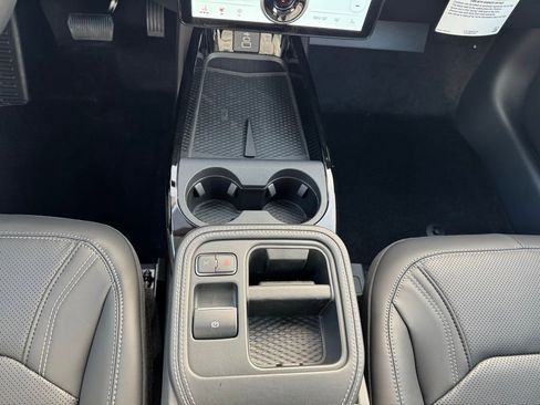 New 2025 Ford Mustang Mach-E Premium image 20