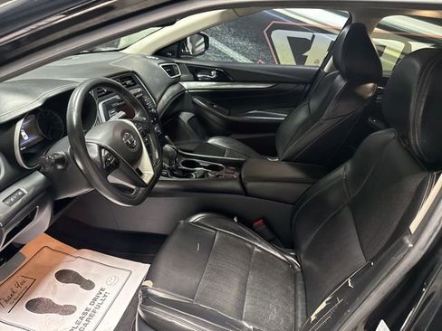 Used 2020 Nissan Maxima 3.5 SL w/ Floor Mat Group FWD image 5